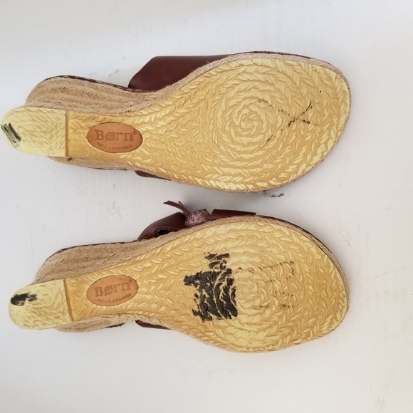 Born Drilles Wedge Sandals Brown 9M W8895 - Picture 7 of 8